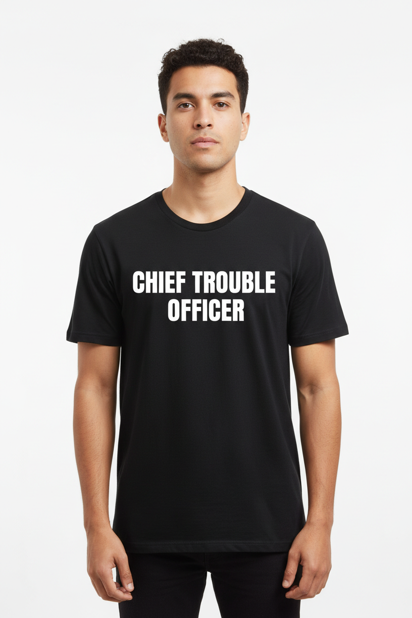 alineai.app T-shirt – Chief Trouble Officer.